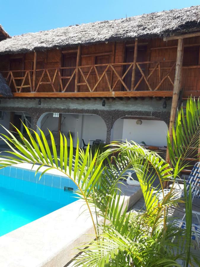 Hostal Villa Brisa 巴伦尼塔 外观 照片
